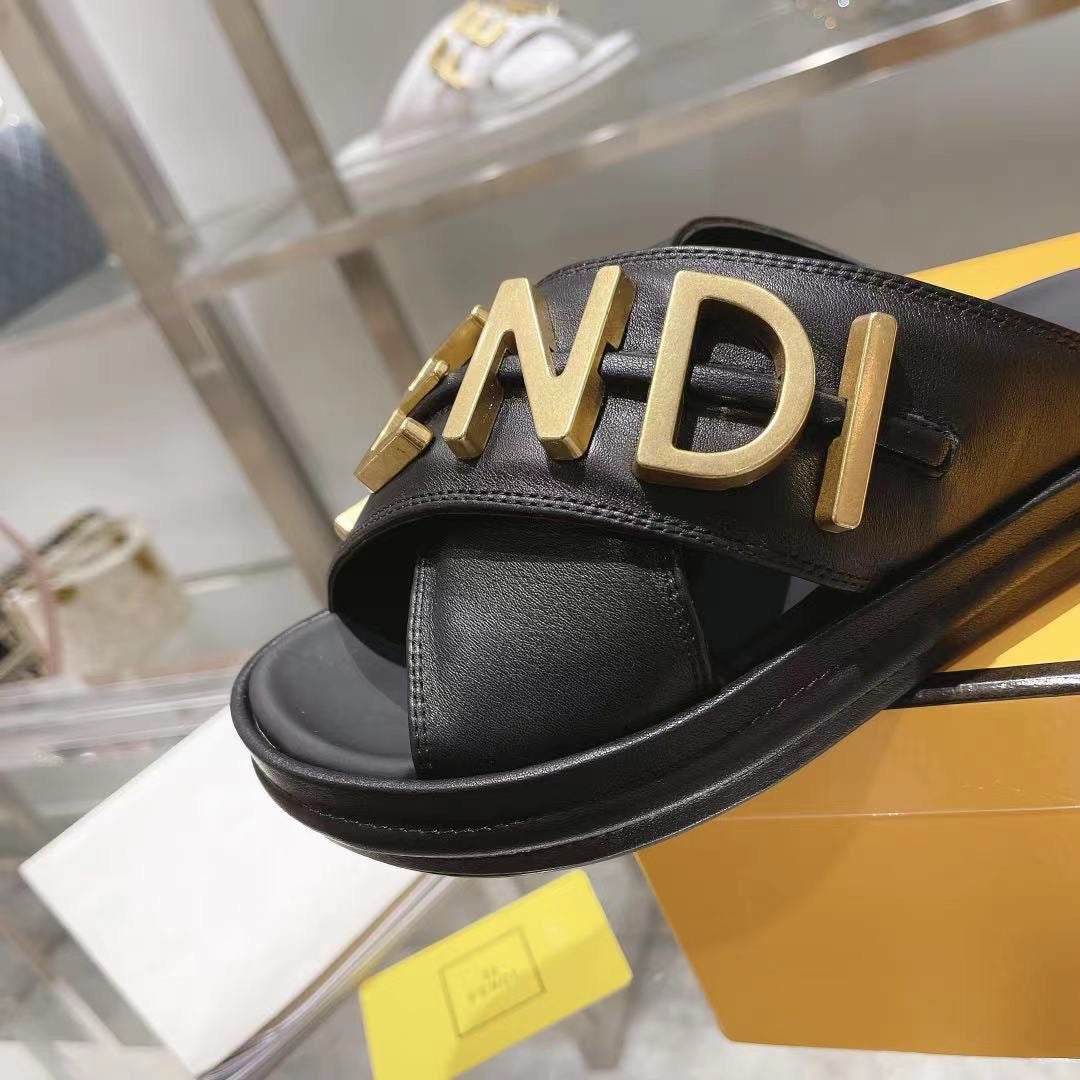 Fendi Leather Sandals