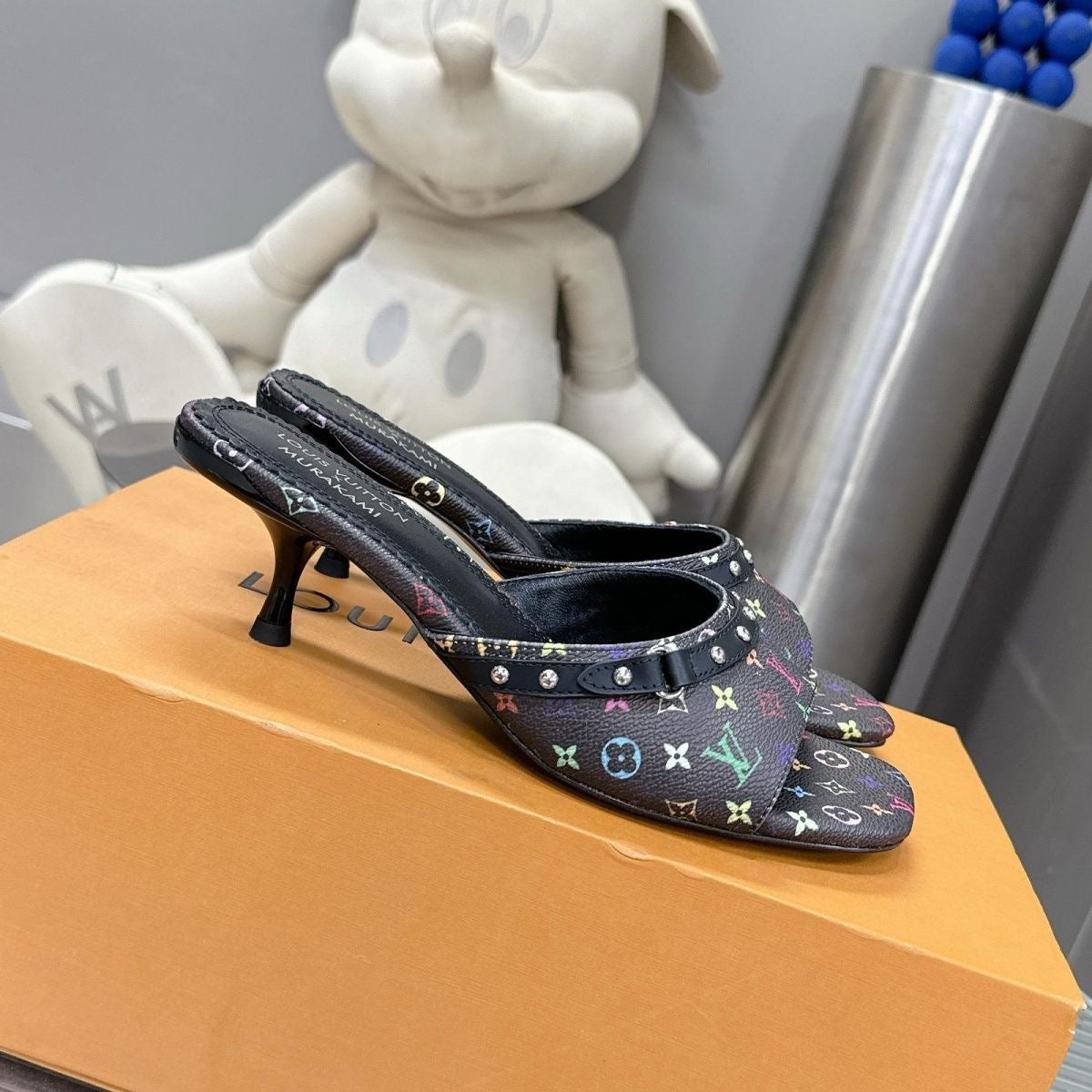 Louis Vuitton X MURAKAMI