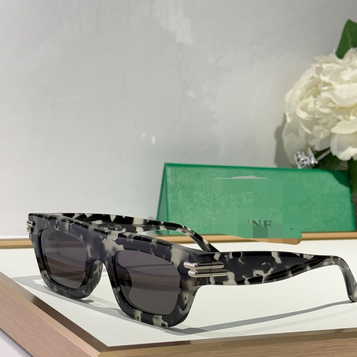 Bottega Veneta BV1321S 003 sunglasses