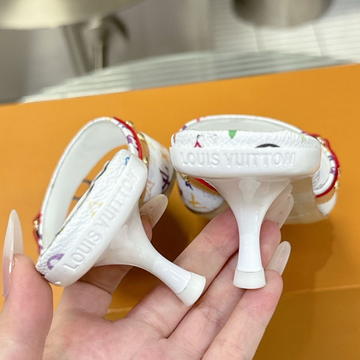 Louis Vuitton X MURAKAMI