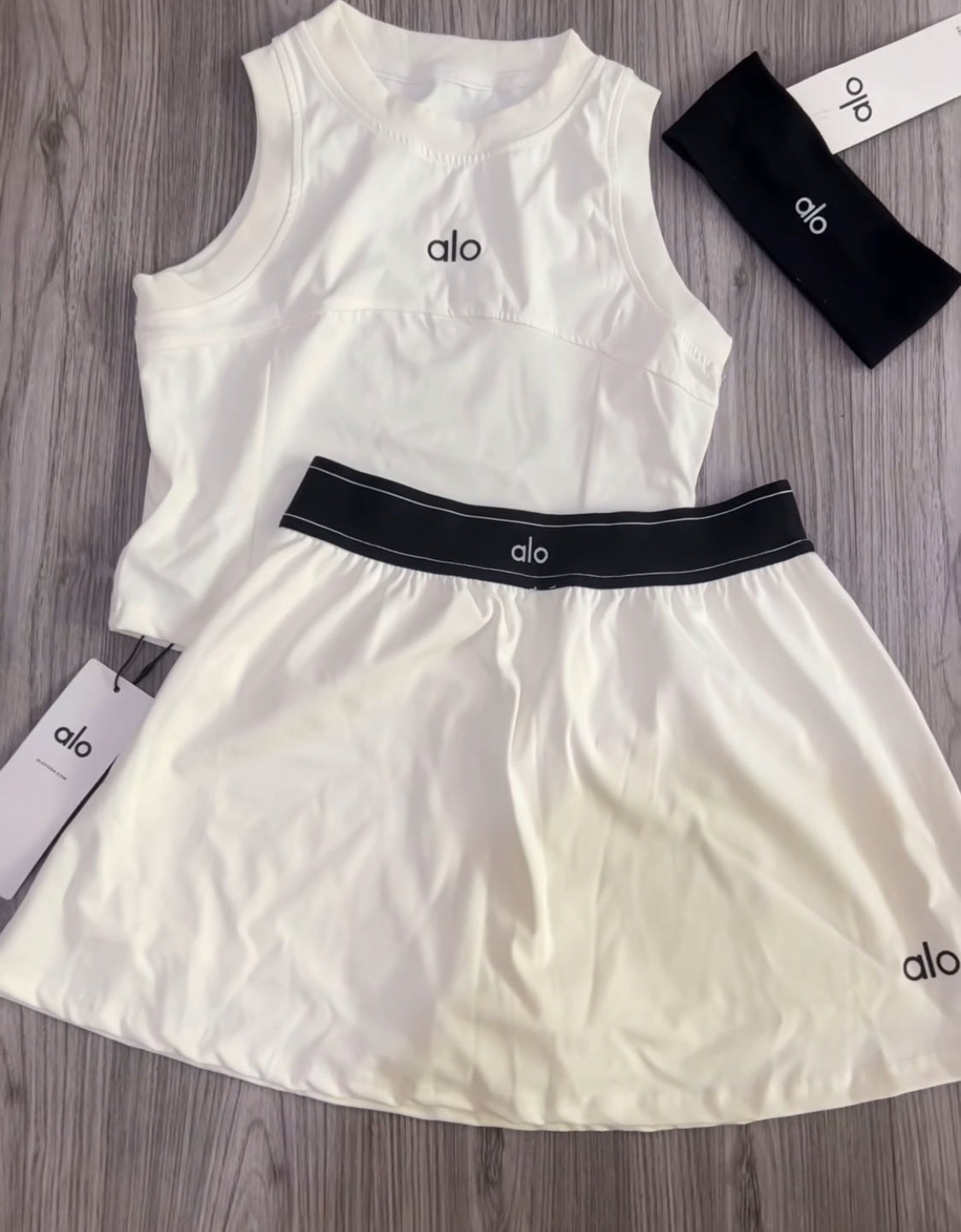 Alo Yoga Tennis set