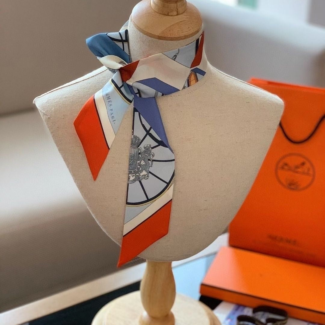 Hermès Twilly Scarf