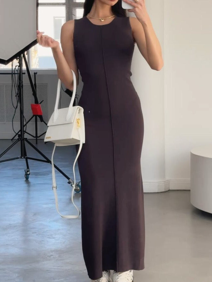 Sleek Sleeveless Knit Maxi Dress