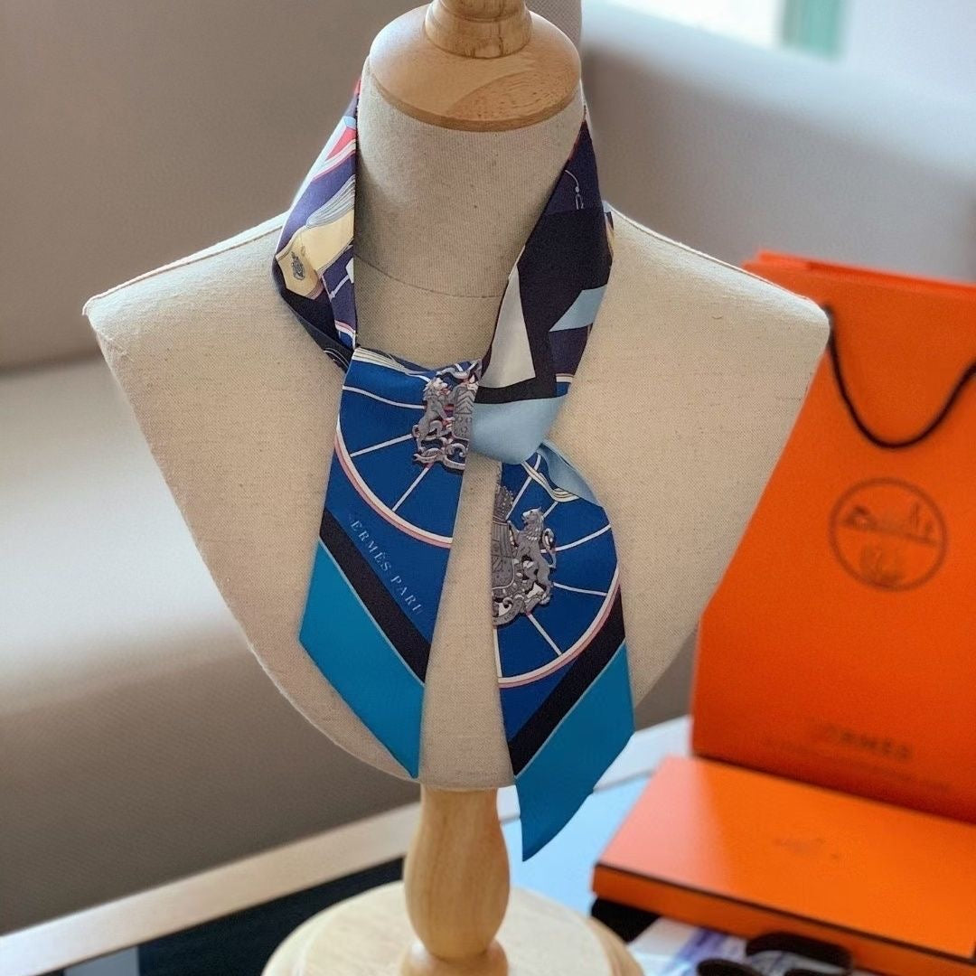 Hermès Twilly Scarf