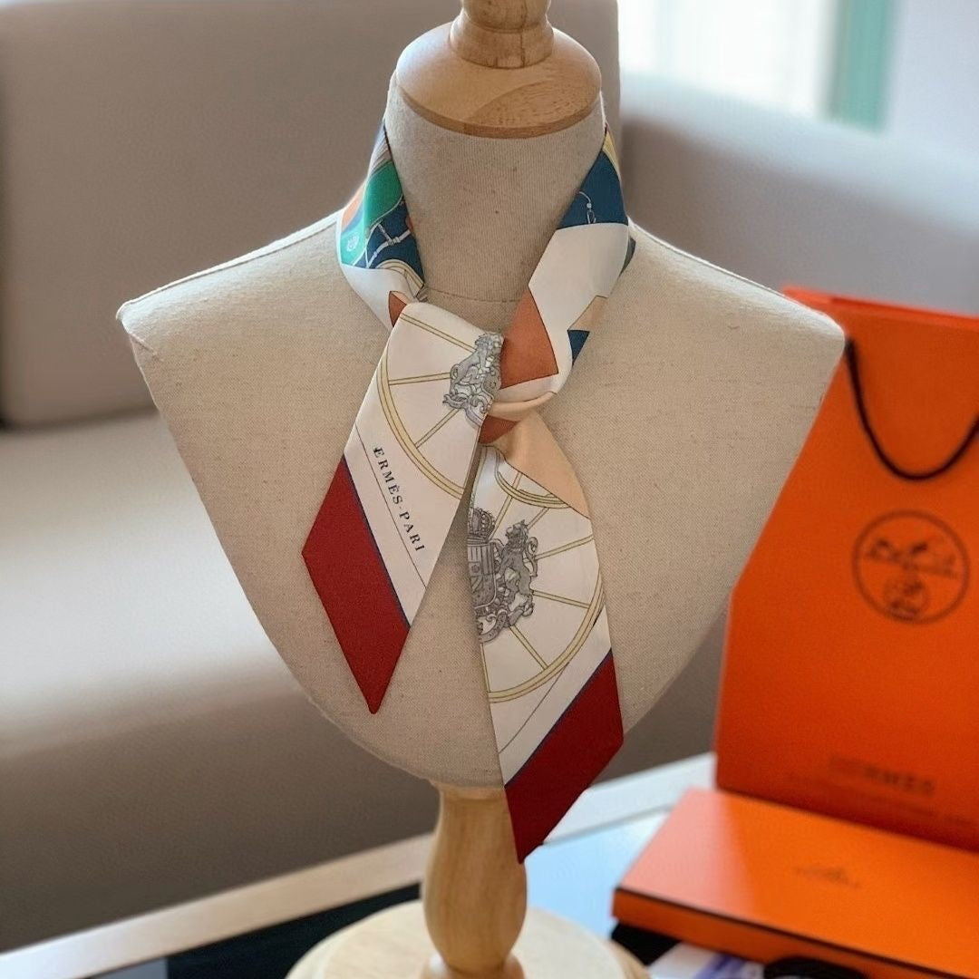 Hermès Twilly Scarf