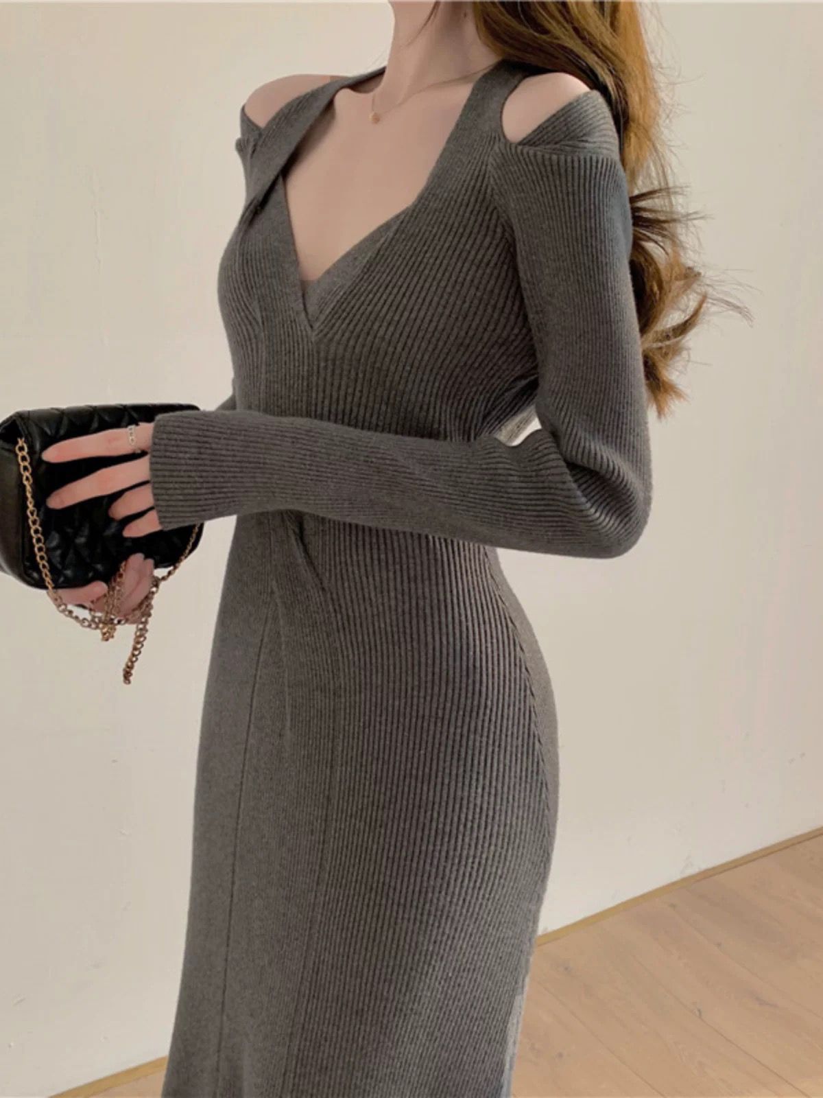 Halterneck sweater knitted dress