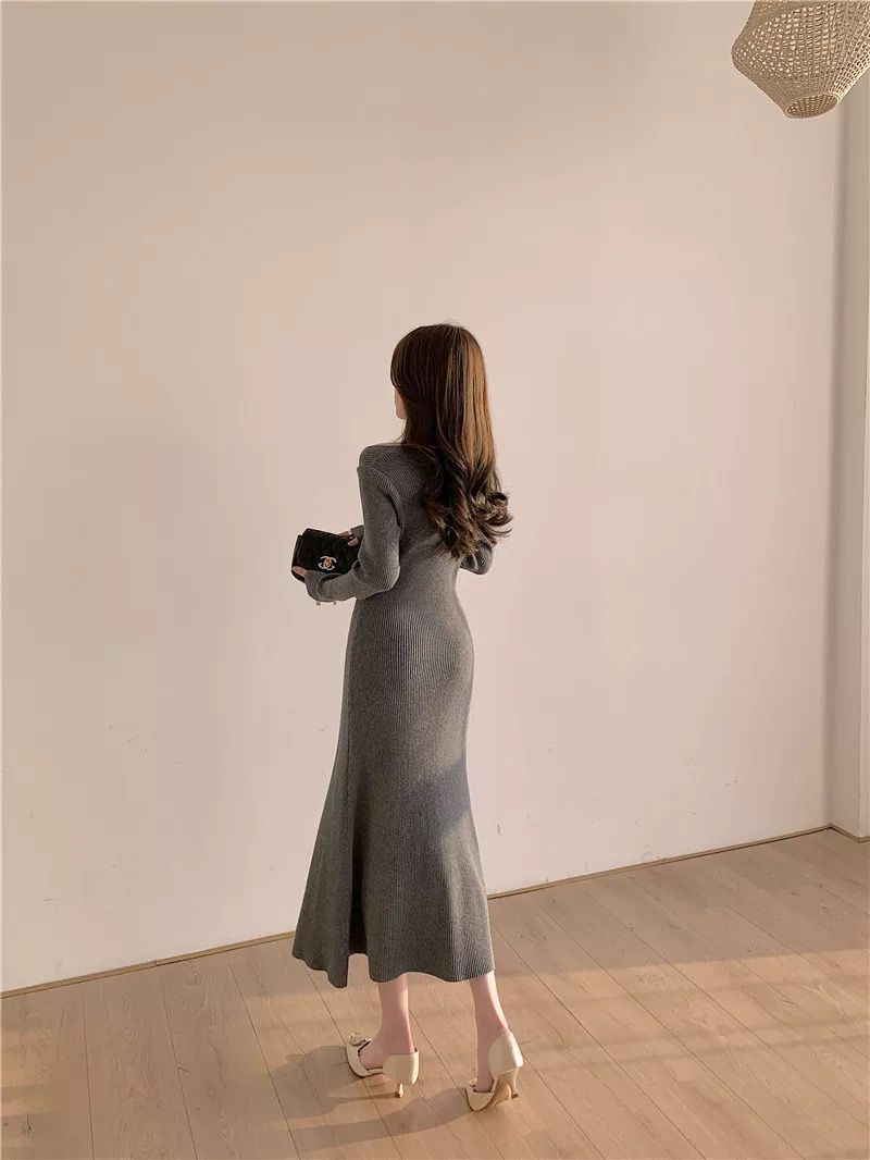 Halterneck sweater knitted dress