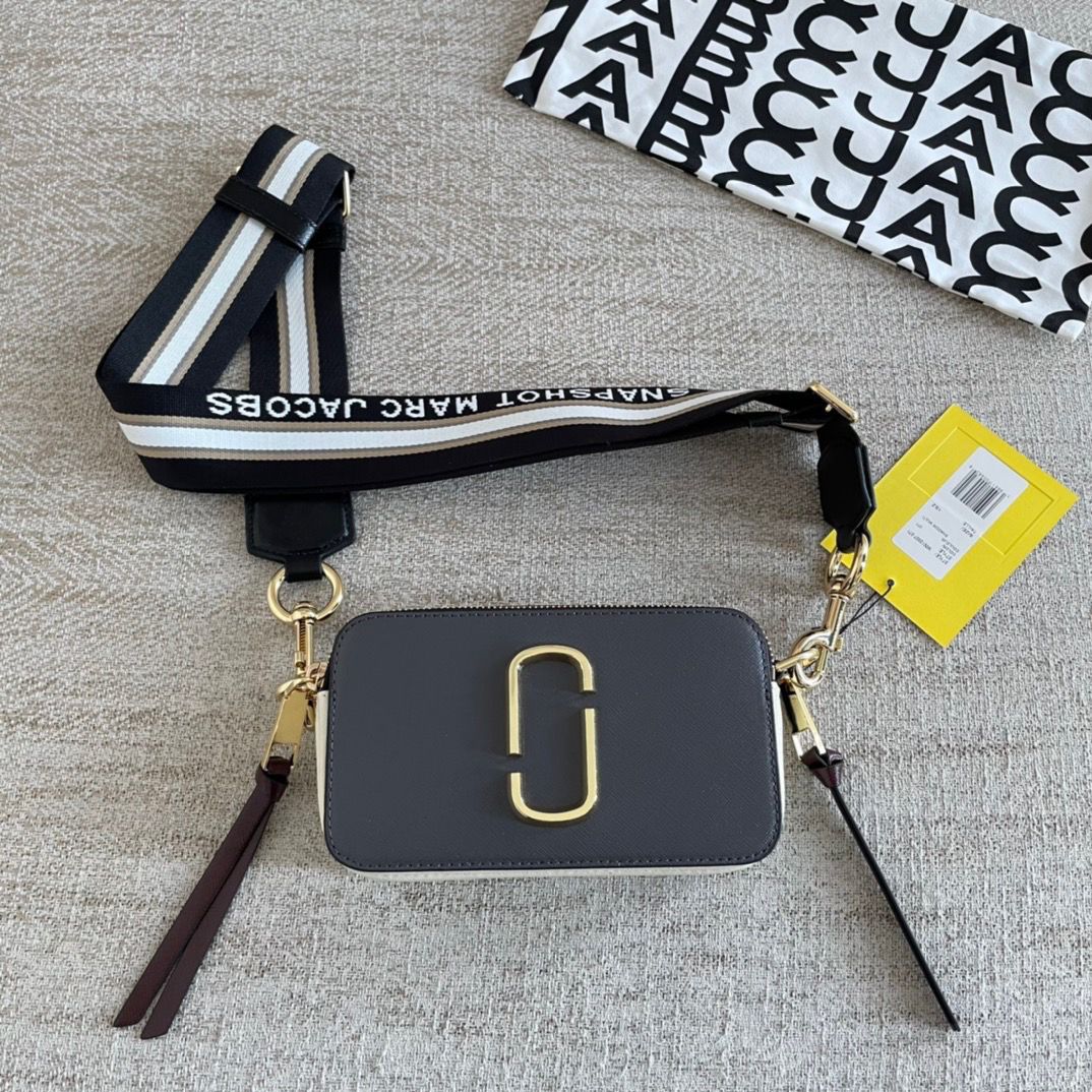 MARC JACOBS Crossbody Bag