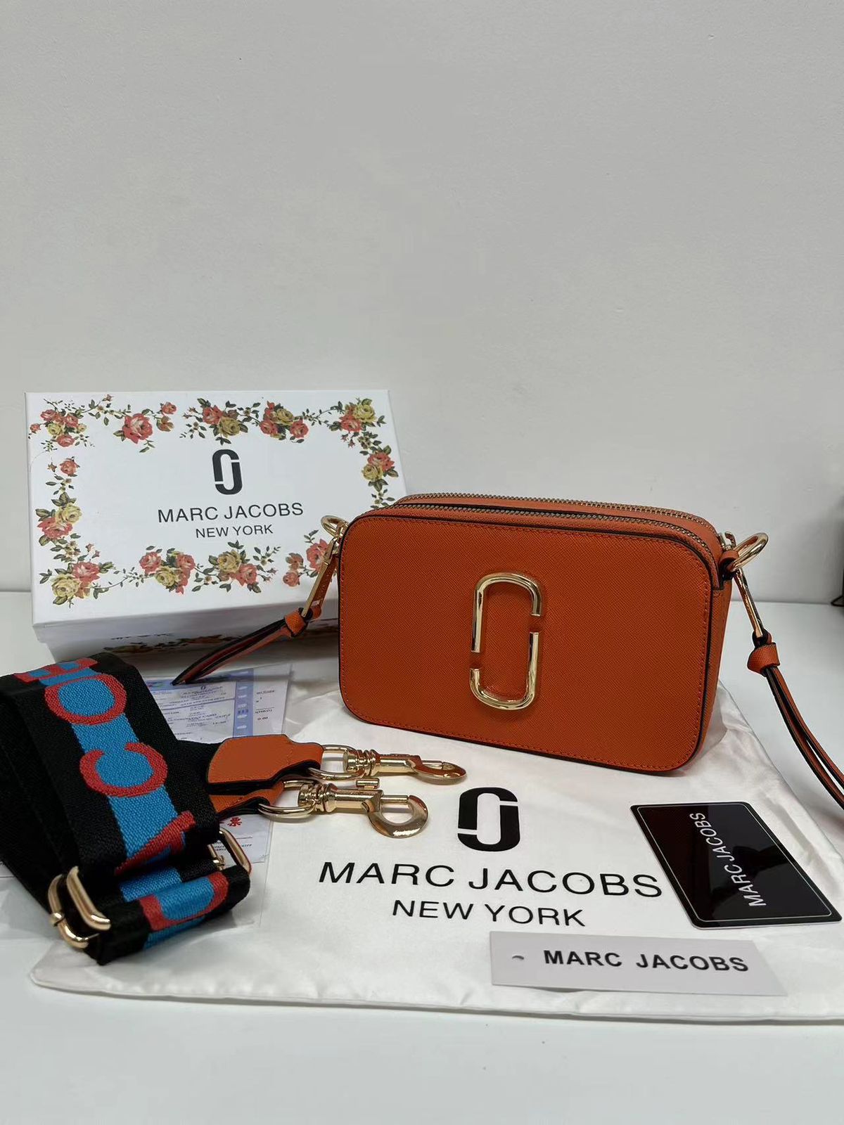 MARC JACOBS Crossbody Bag