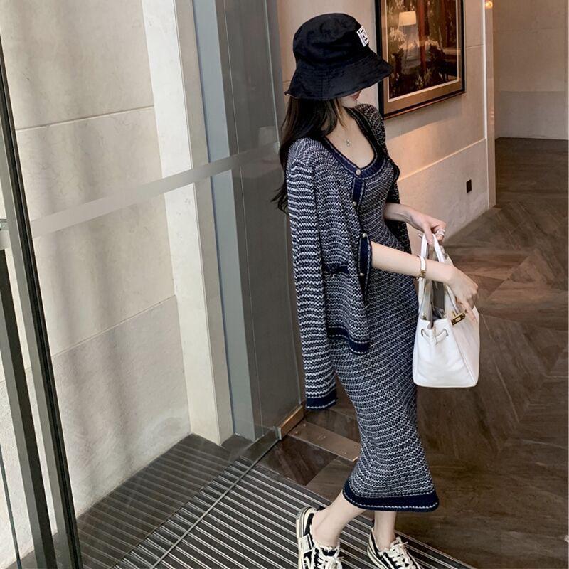 High-end knitted suit