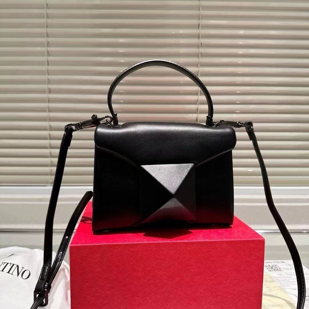 Valentino classic bag