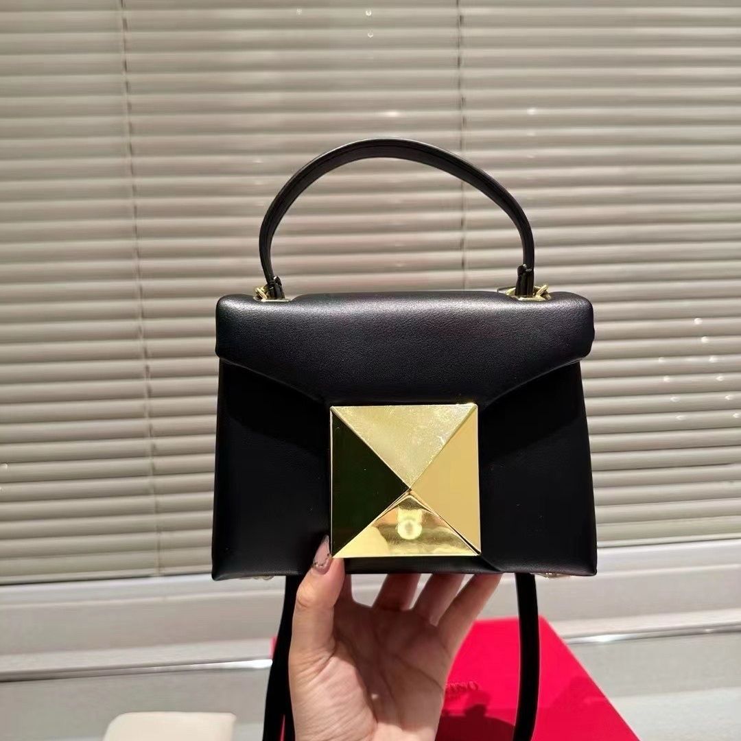 Valentino classic bag