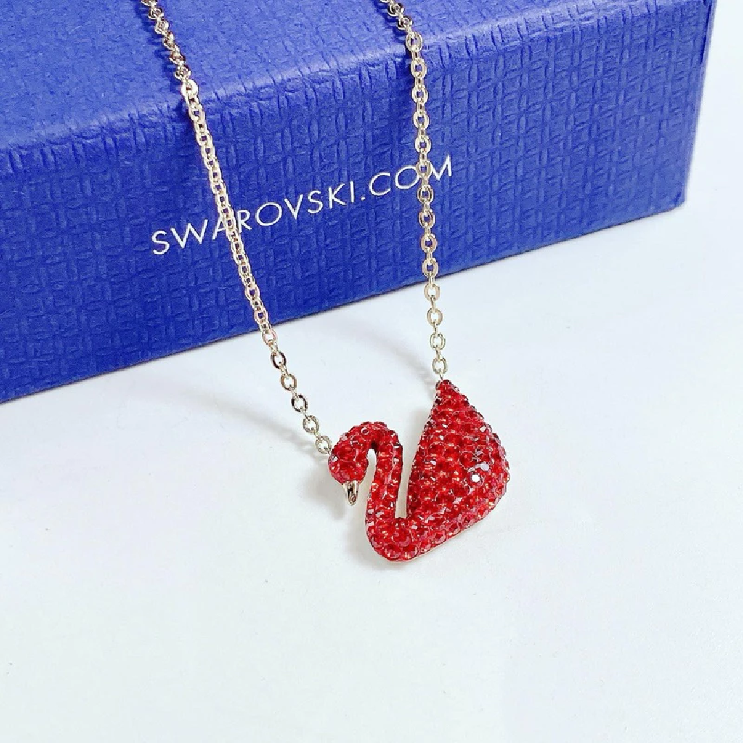 Swarovski Swan Crystal Necklace – Elegant Gift Set