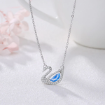 Swarovski Swan Crystal Necklace – Elegant Gift Set