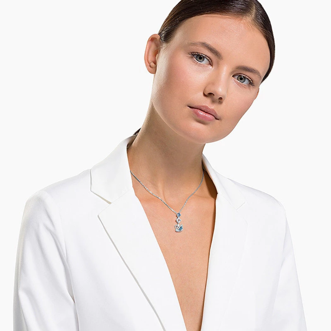 Swarovski Swan Crystal Necklace – Elegant Gift Set