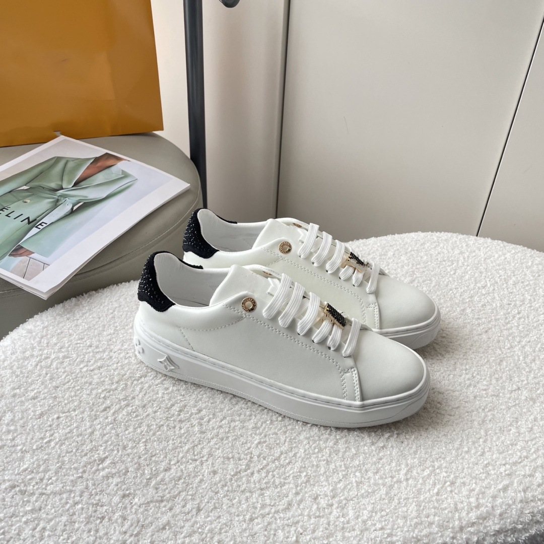 Louis Vuitton White Leather Sneakers