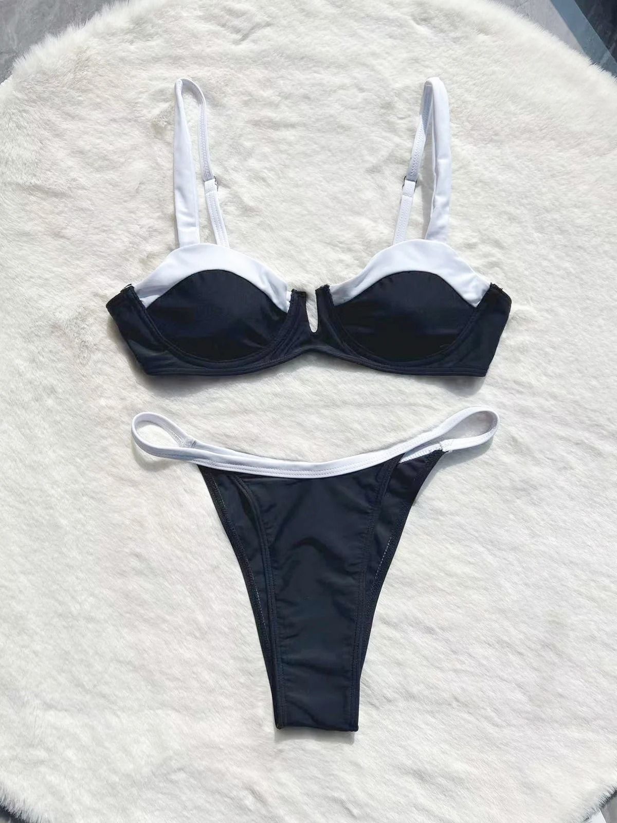 Color Block Underwire Bikini Set