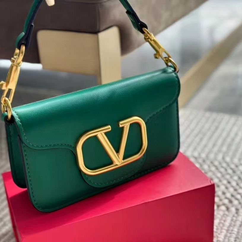 Valentino Garavani VLogo Chain Shoulder Bag