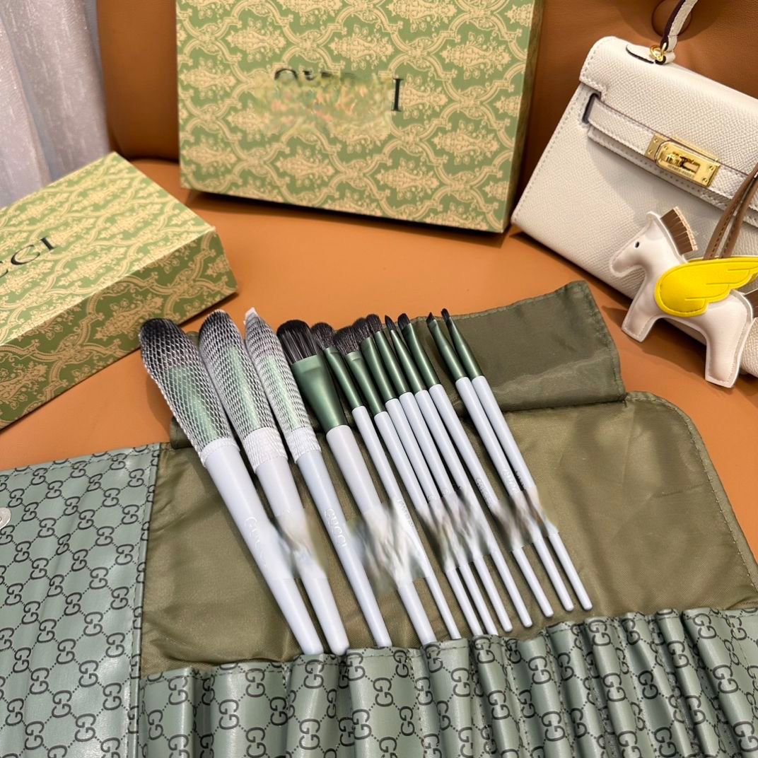 Gucci Makeup Brush Set