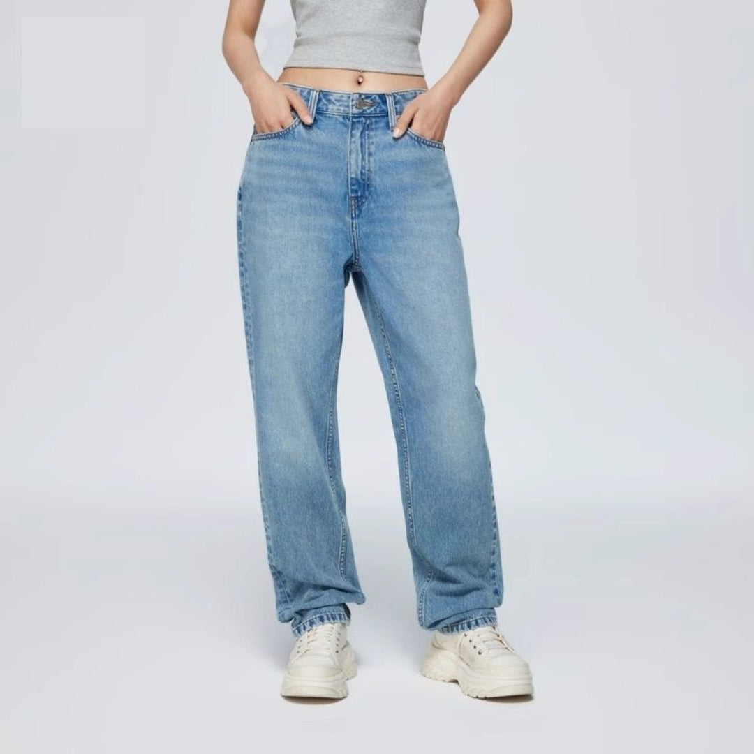 GAP Classic High-Waisted Denim Jeans