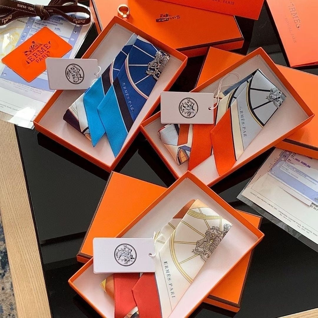 Hermes Twilly Scarf