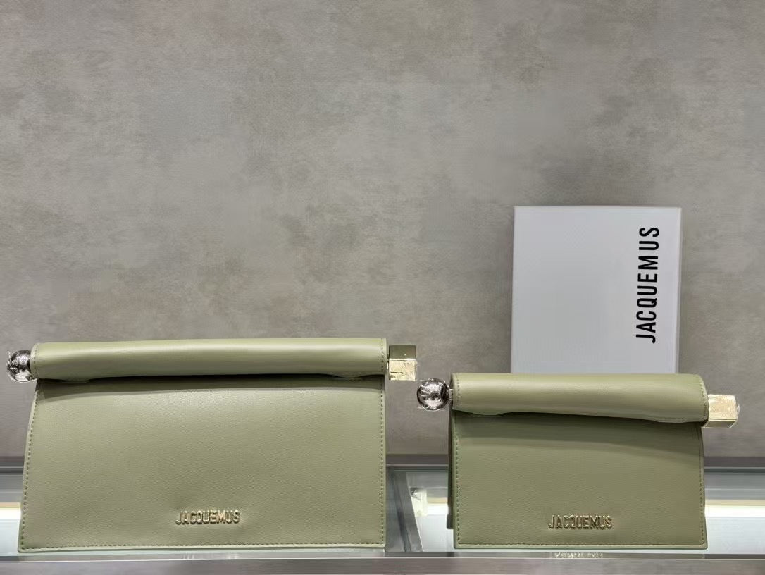 Jacquemus Le Rond Carre Pochette