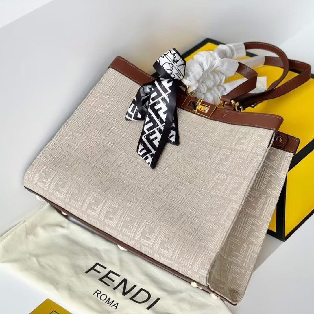 Fendi Peekaboo X-Tote Bag