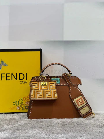 Fendi Peekaboo ISeeU Bag