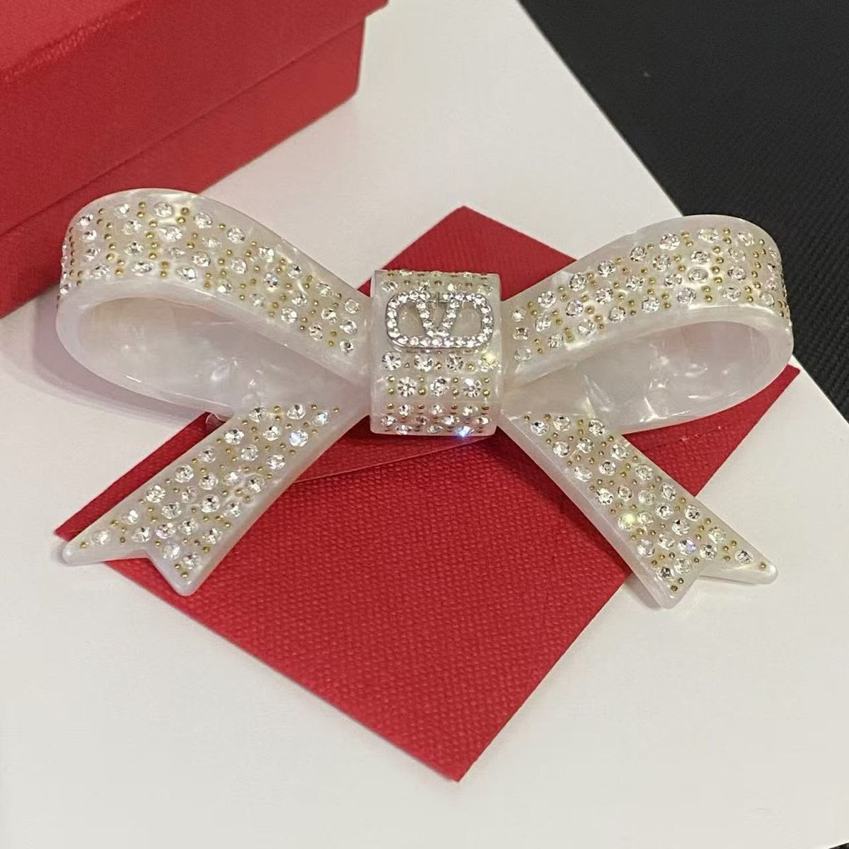 Valentino Garavani VLogo Signature Hair Clip