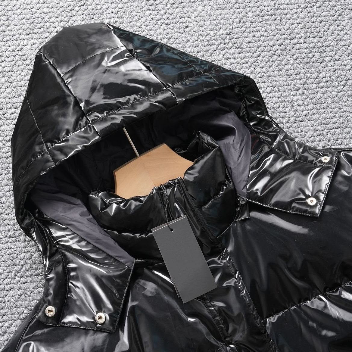Emporio Armani Shimmering / Glossy Puffer Jacket