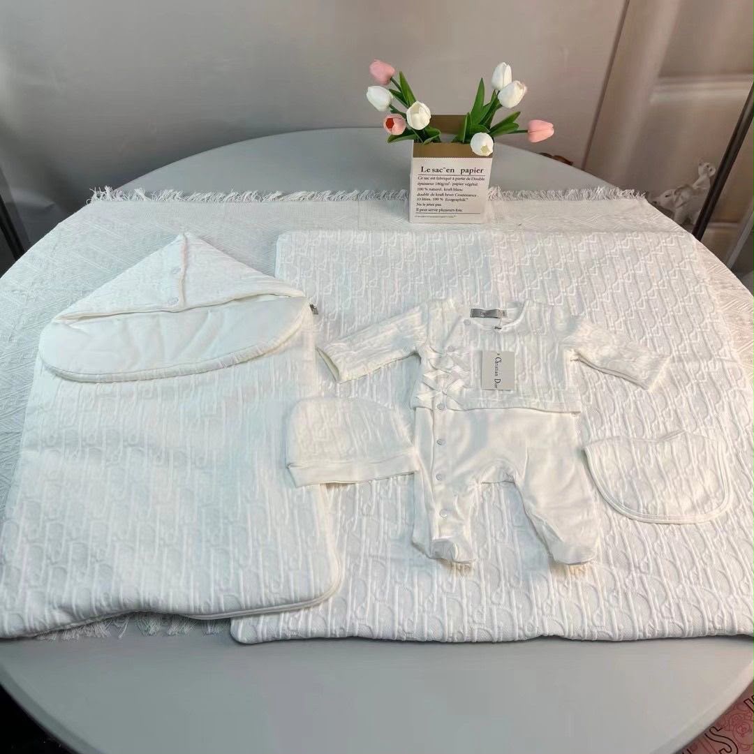 Dior Maison Petit baby set