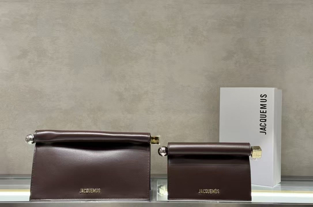 Jacquemus Le Rond Carre Pochette