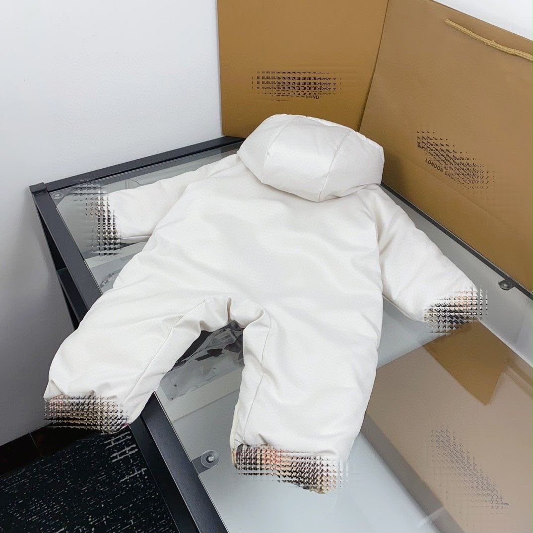Burberry Newborn Babies Jumpsuit