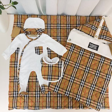 Burberry Classic Check Baby Set