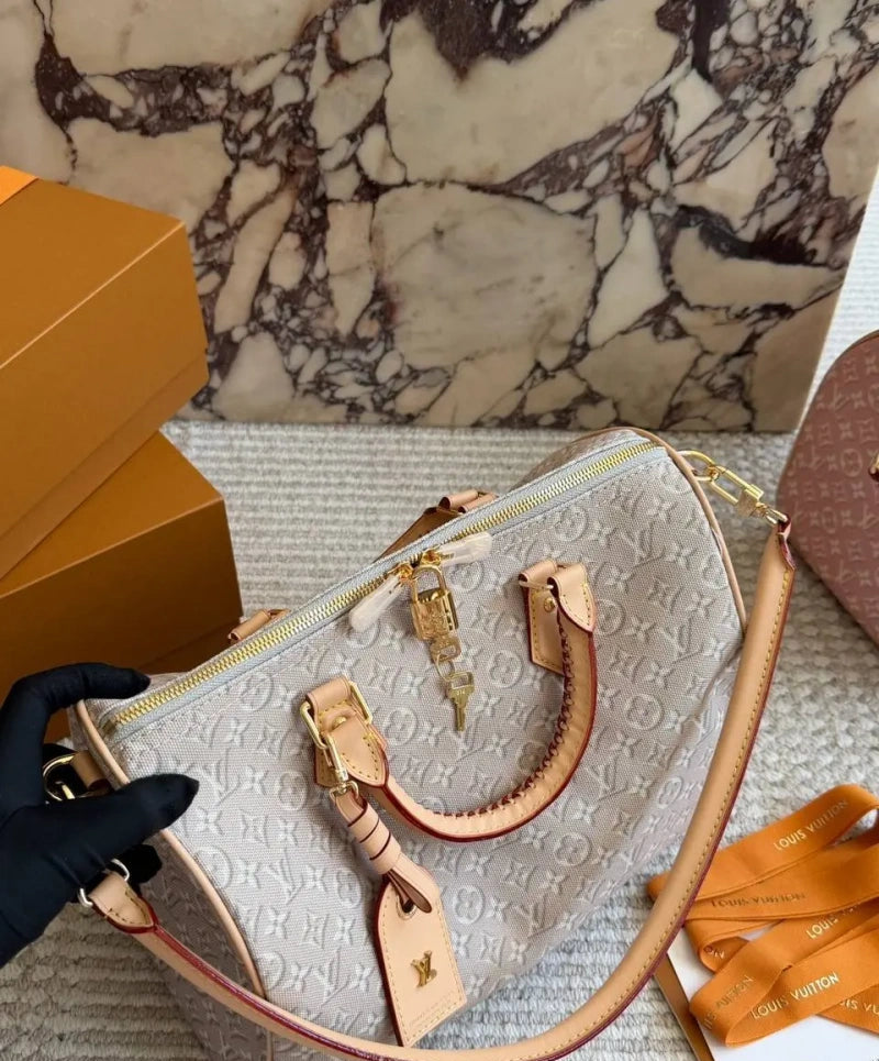 Louis Vuitton Speedy 30 bag