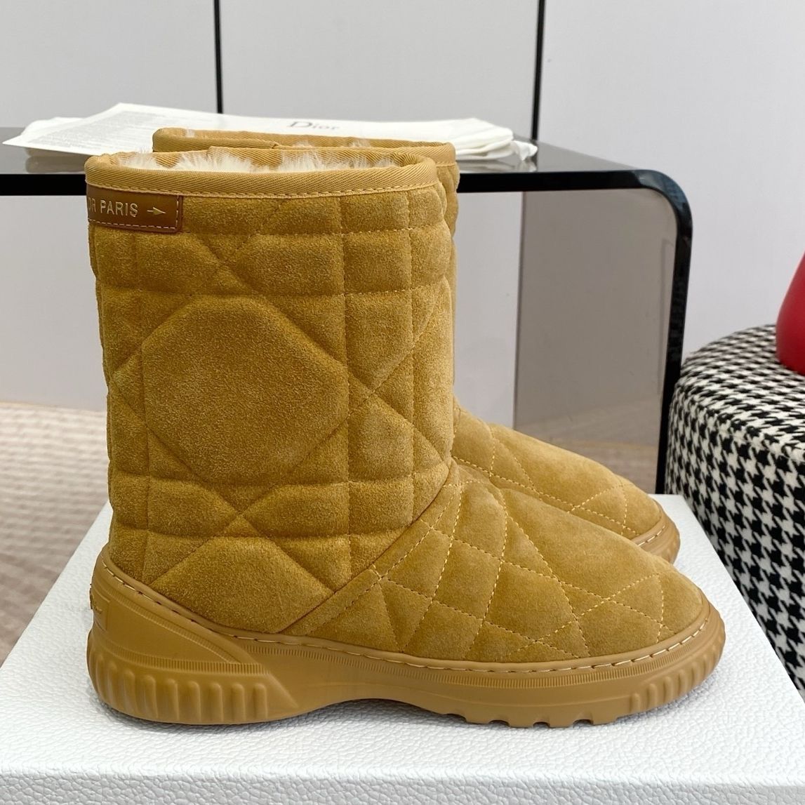 Winter Boots
