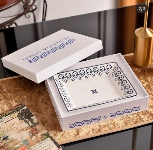 Louis Vuitton porcelain
