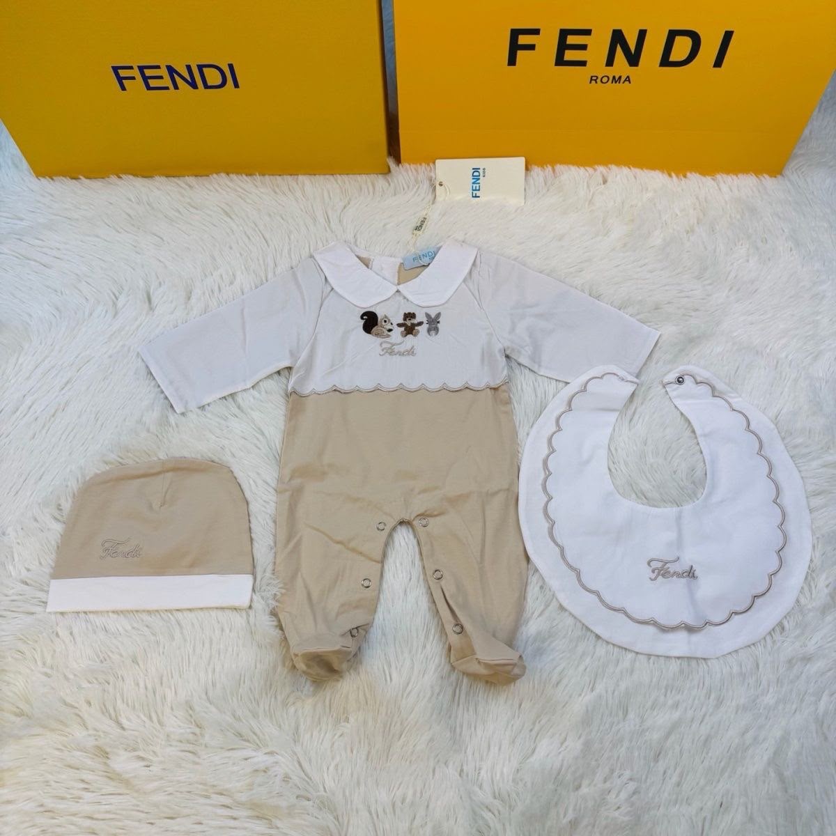 Fendi Cartoon Embroidery  Baby Set
