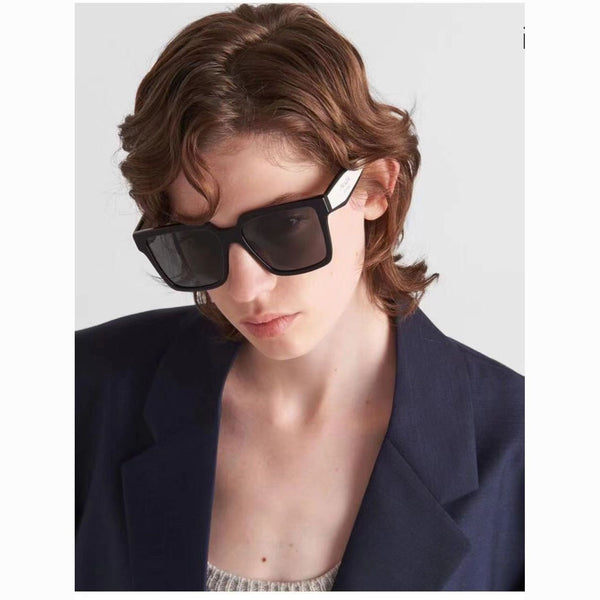 Prada PR 15WS