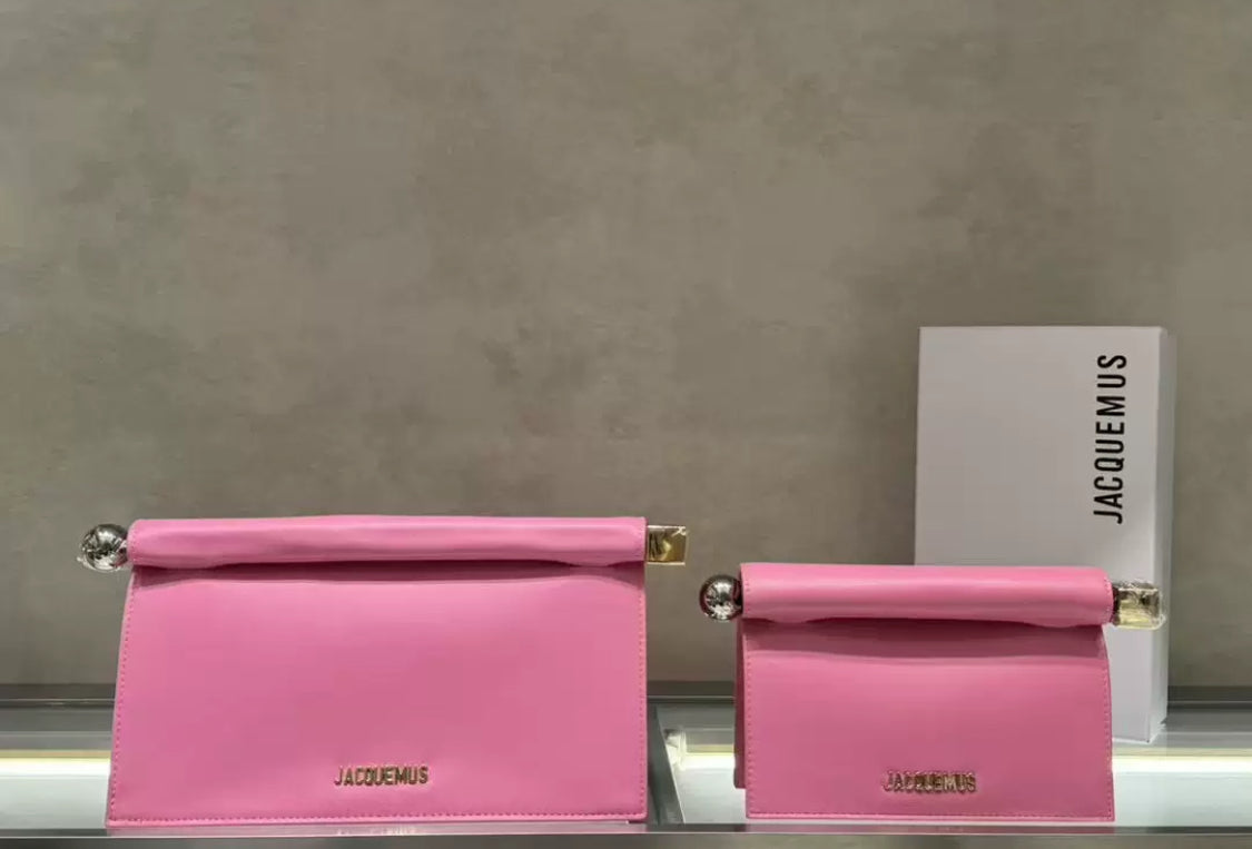 Jacquemus Le Rond Carre Pochette