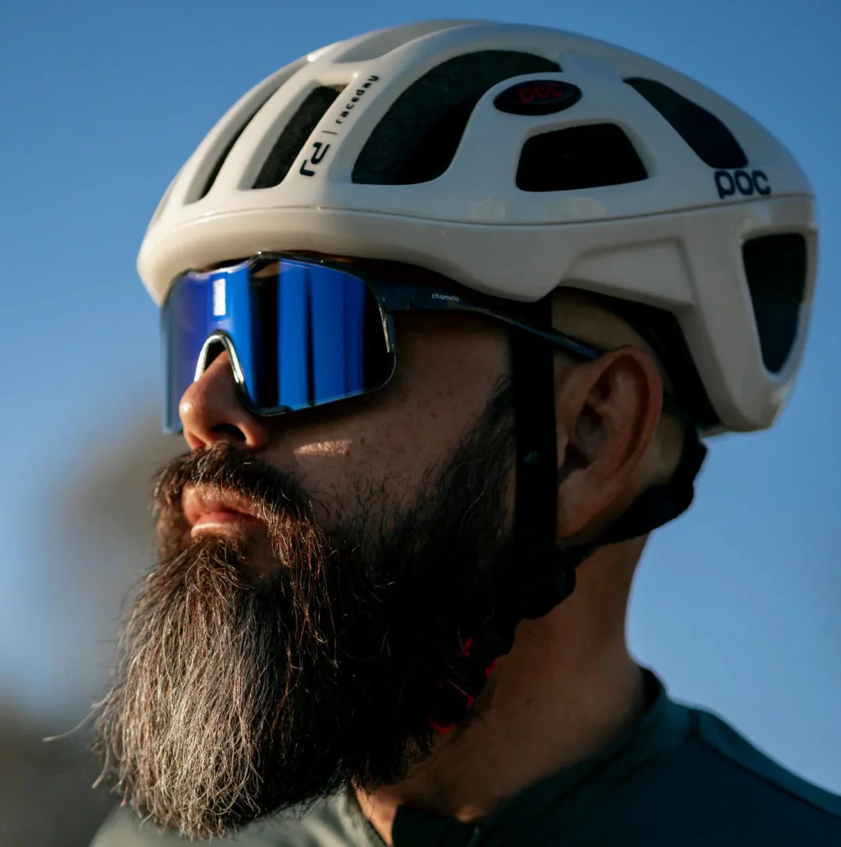 Chamelo Falcon Smart sunglasses( Solar-Powered )