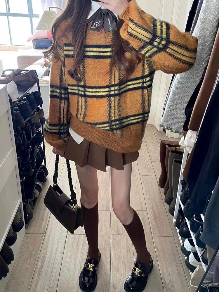 Demair Sweater