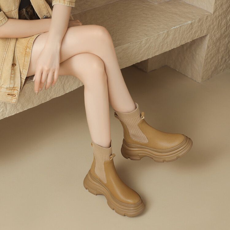 Demair boots