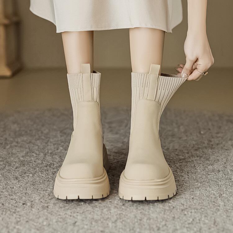 Demair boots
