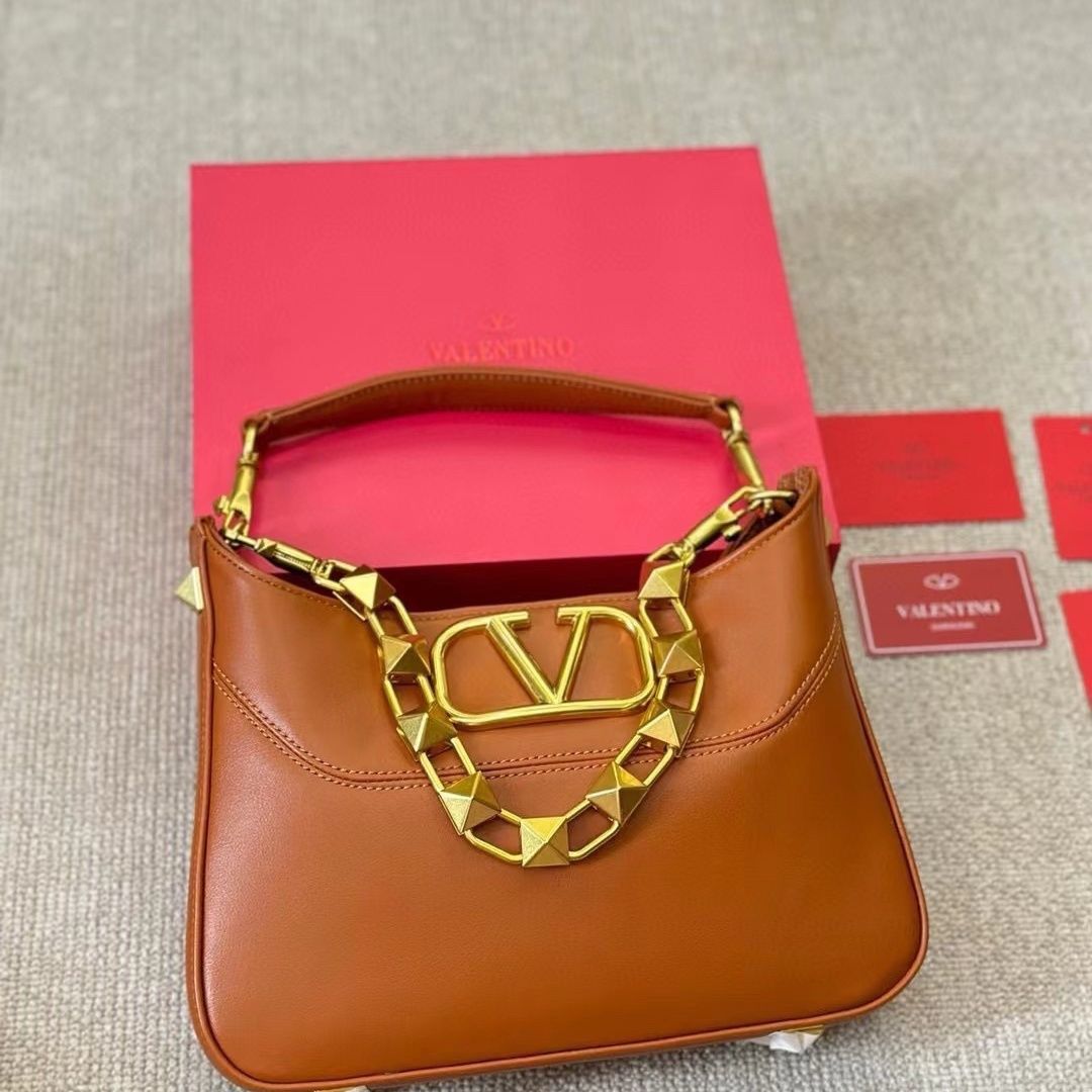 Valentino classic