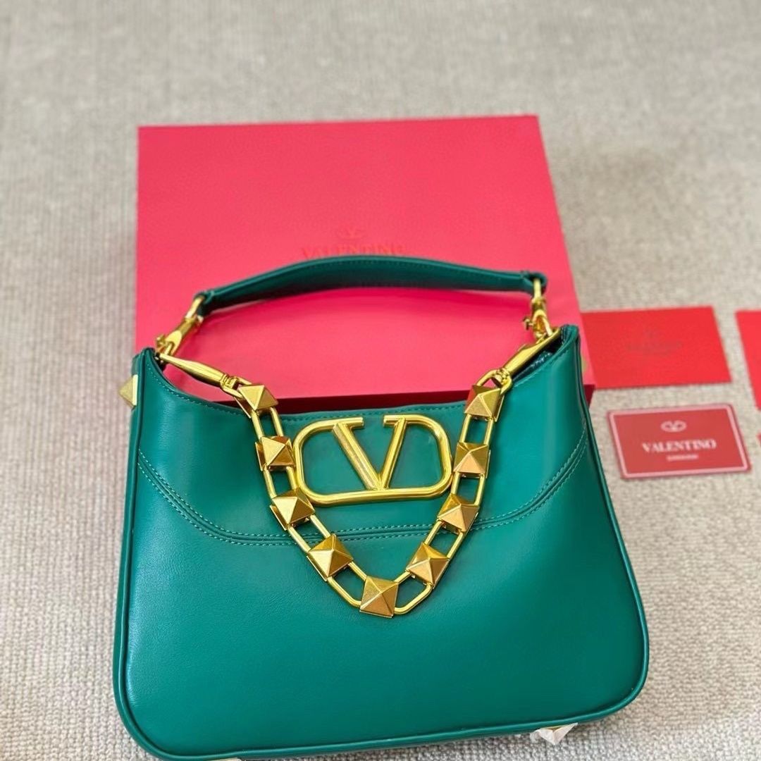 Valentino classic
