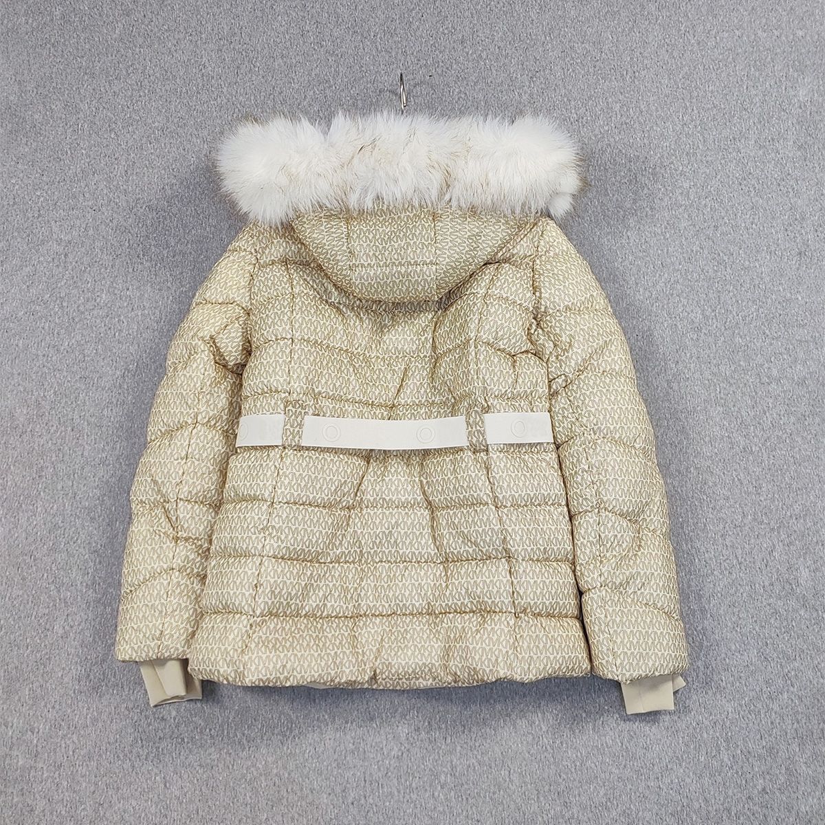 Michael Kors
Faux Fur Trim Belted Puffer Jacket