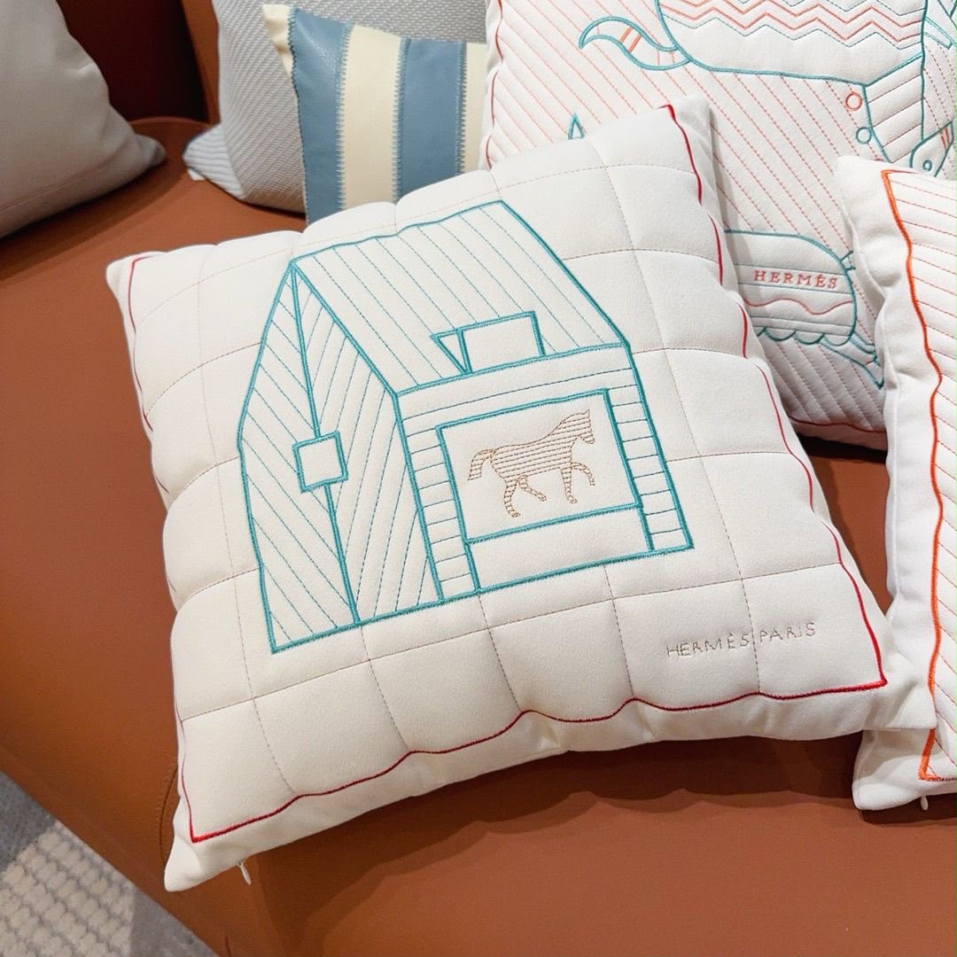 Hermès Epopee quilted pillow