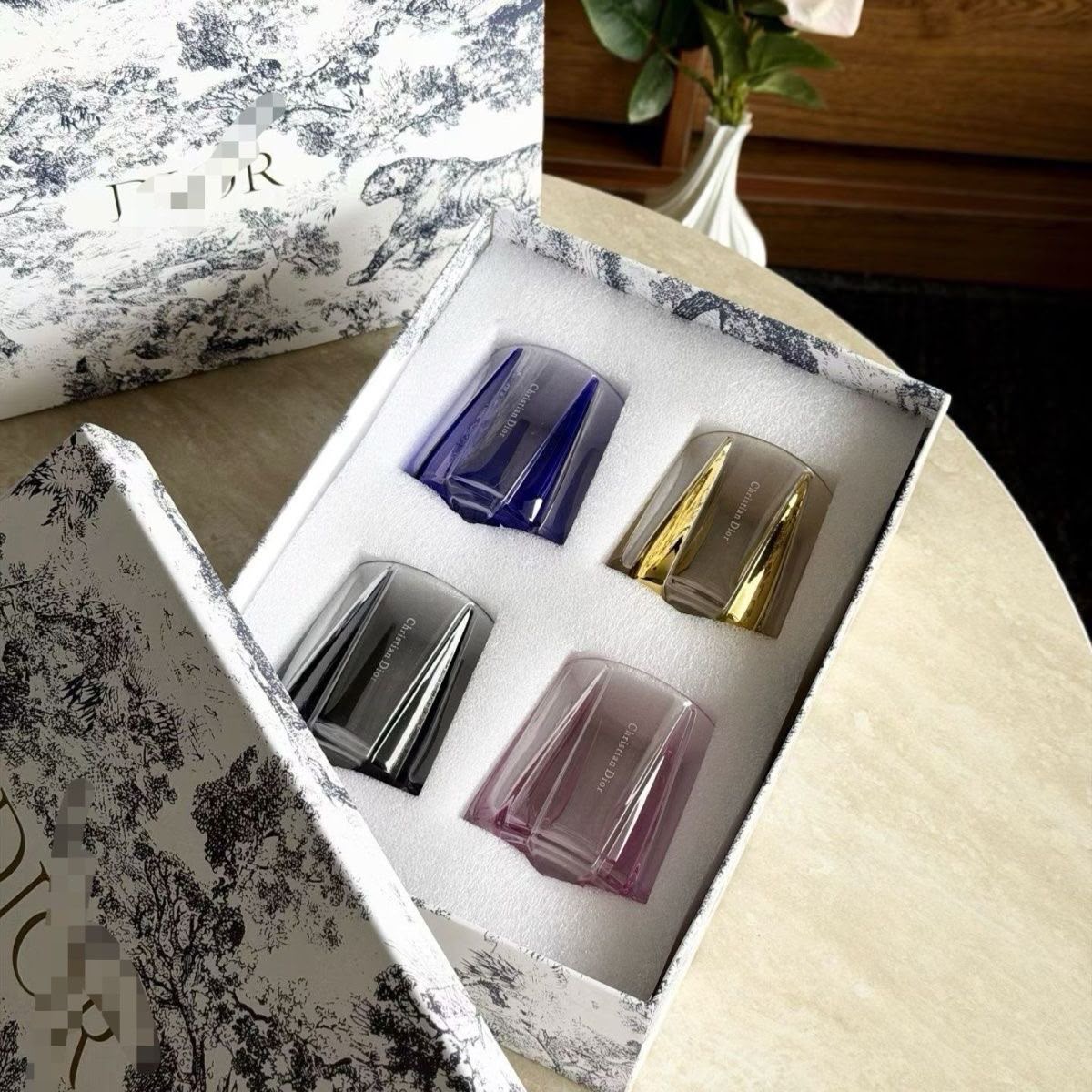 Dior of Four Escale Cocktail Glasses