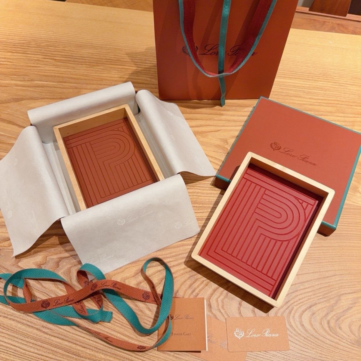 Loro Piana Pocket Emptier